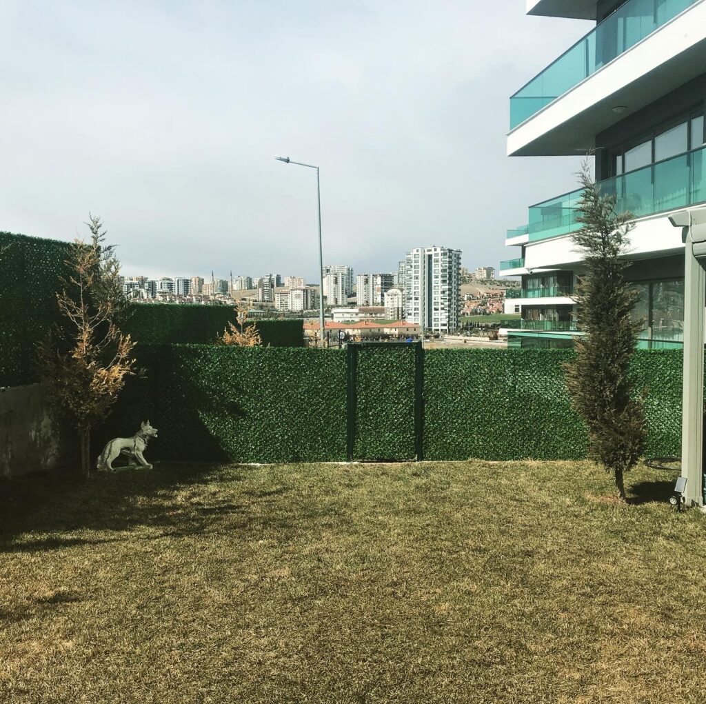 Çim Görünümlü Çit