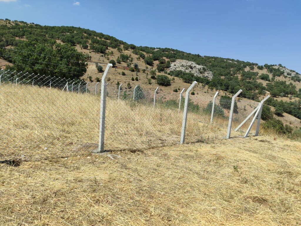 Beton Direkli Tel Örgü